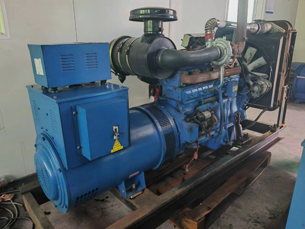 崇信100kW柴油发电机组使用多级机油有哪些优缺点？